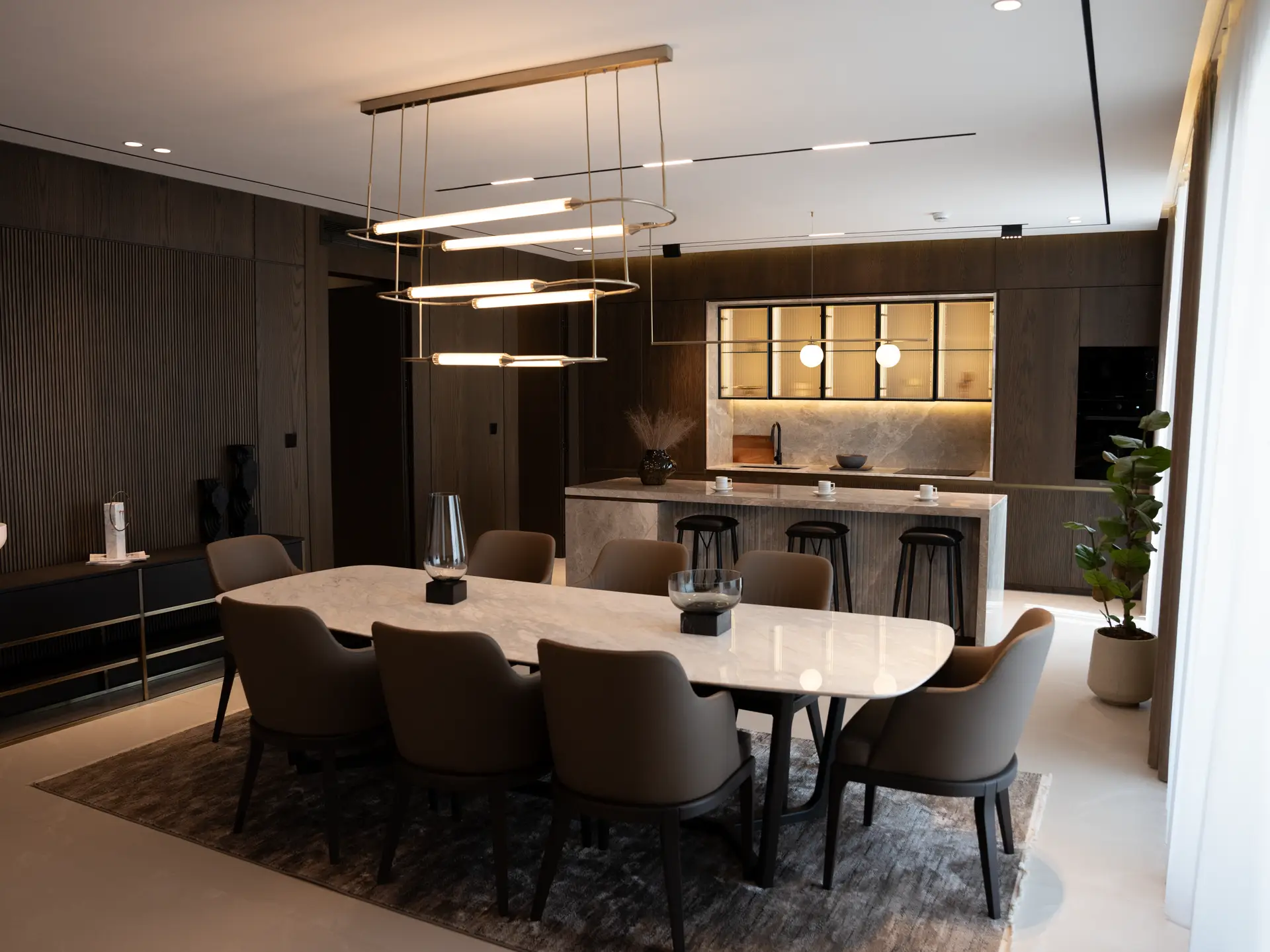 Suite Dining Area