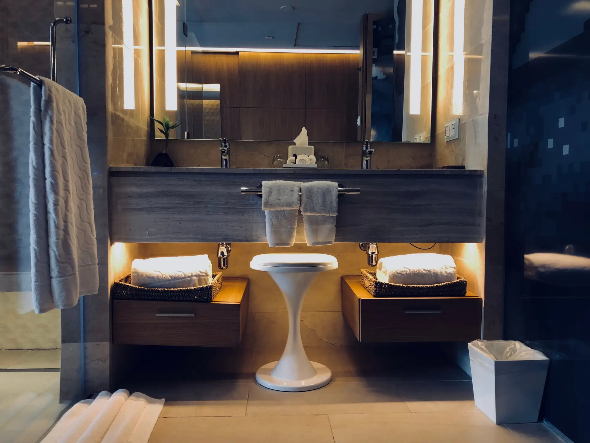 Modern Vanity Lighting